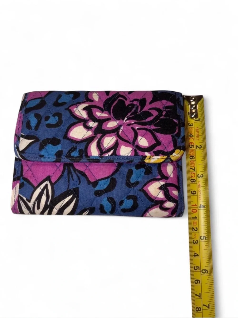 Vera Bradley Euro Wallet African Violet Pattern - Picture 6 of 6